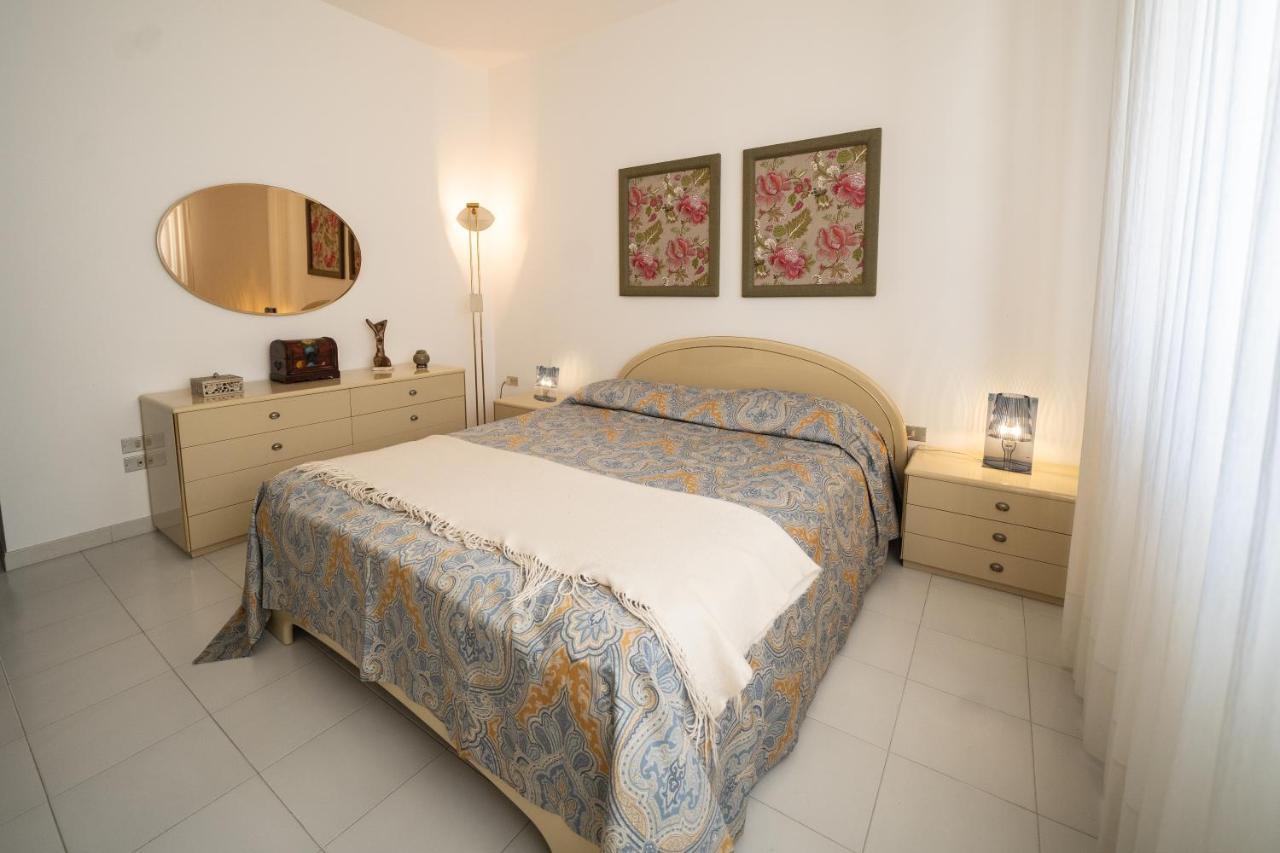 מרטינה פרנקה Suite Leone מראה חיצוני תמונה
